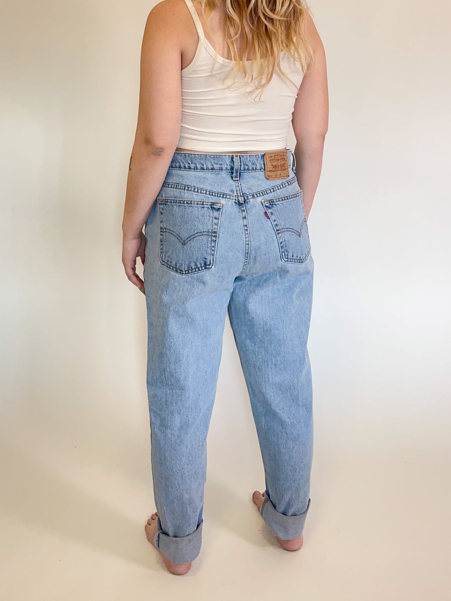 W33” 90s Light Wash Levi's Jeans