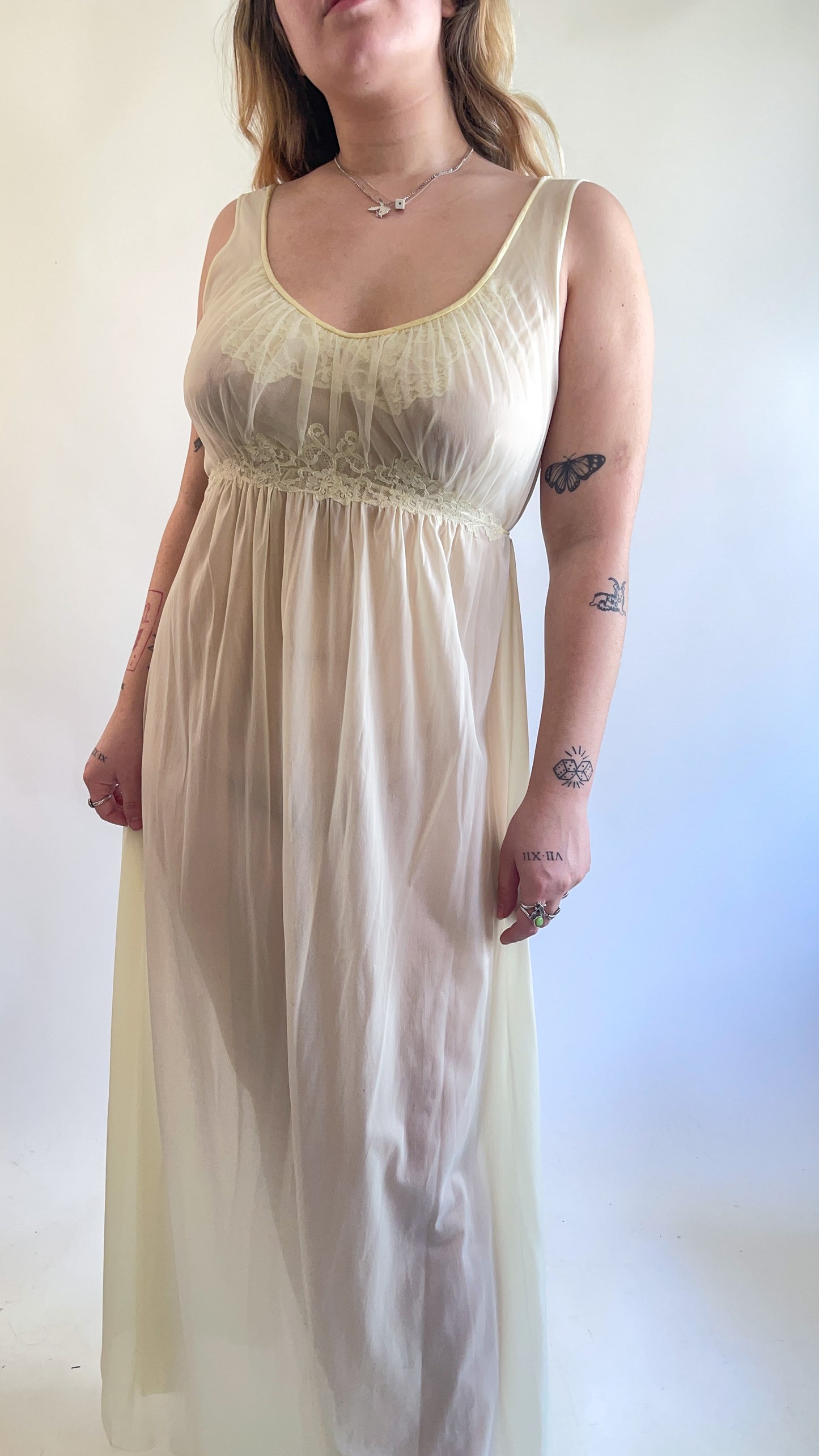 60s Butter Yellow Night Gown (M)