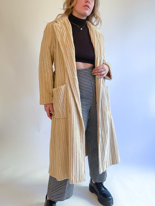 S/M 70s Tan Jumbo Corduroy Duster Robe Coat