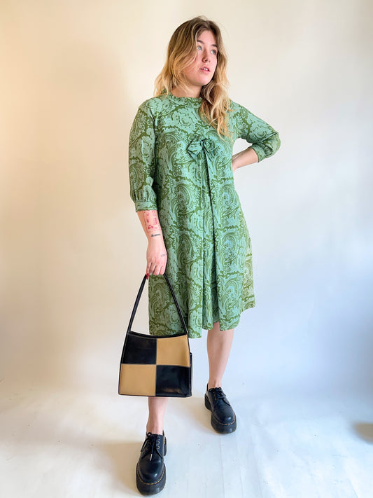 60s Green Paisley Pleated Day Dress (M/L)