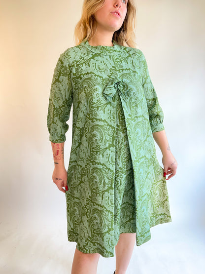 60s Green Paisley Pleated Day Dress (M/L)