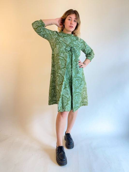 60s Green Paisley Pleated Day Dress (M/L)