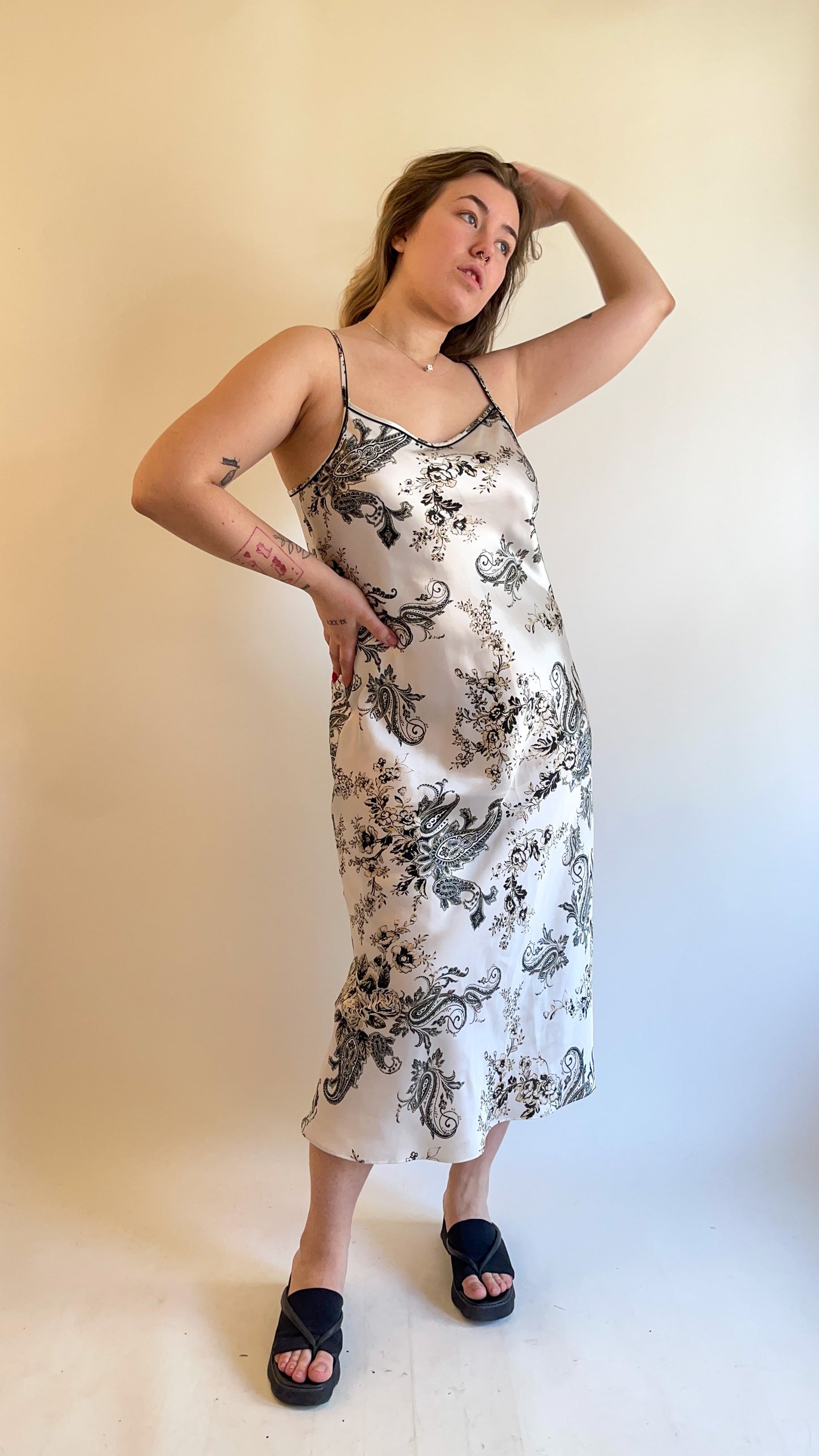 90s Cream Patterned Maxi Slip Dress (M)