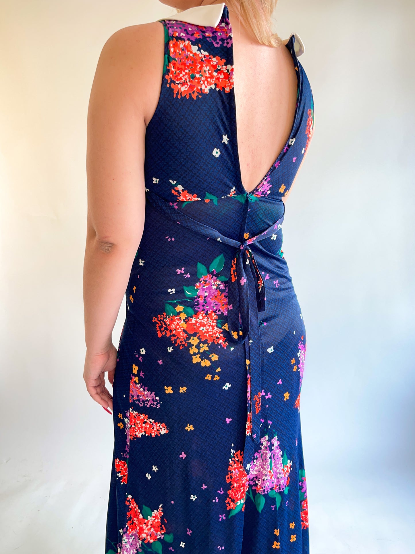 70s Floral Dagger Collar Maxi Dress (S)