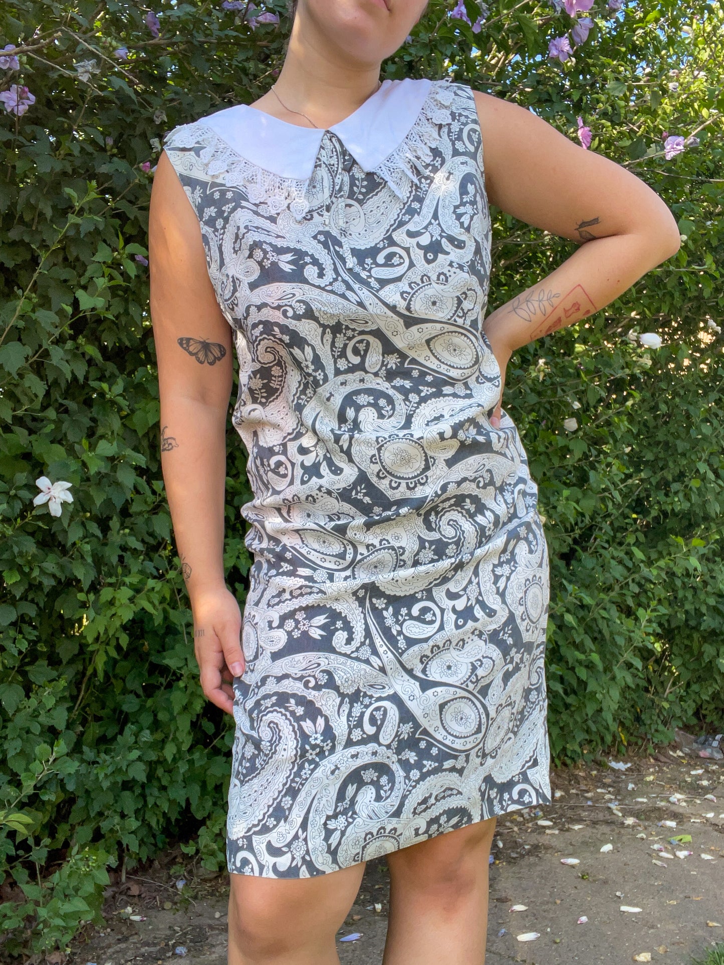 60s Black & White Paisley Collared Day Dress (M)
