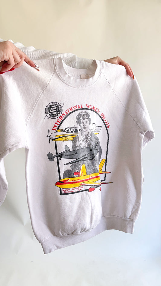 80s International Women Pilots Graphic Raglan Sweatshirt (M/L)